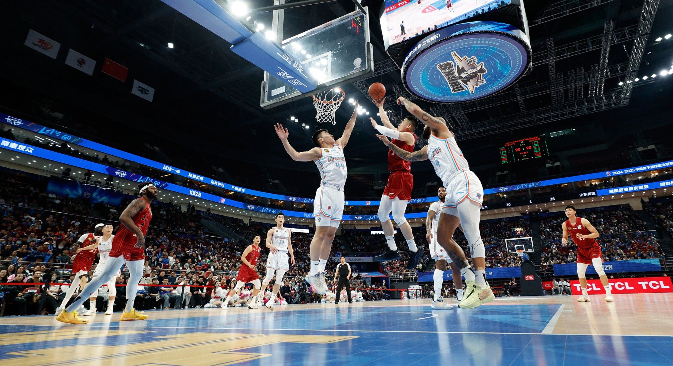 国际篮球界多项赛事相继开赛，球迷热情高涨的简单介绍