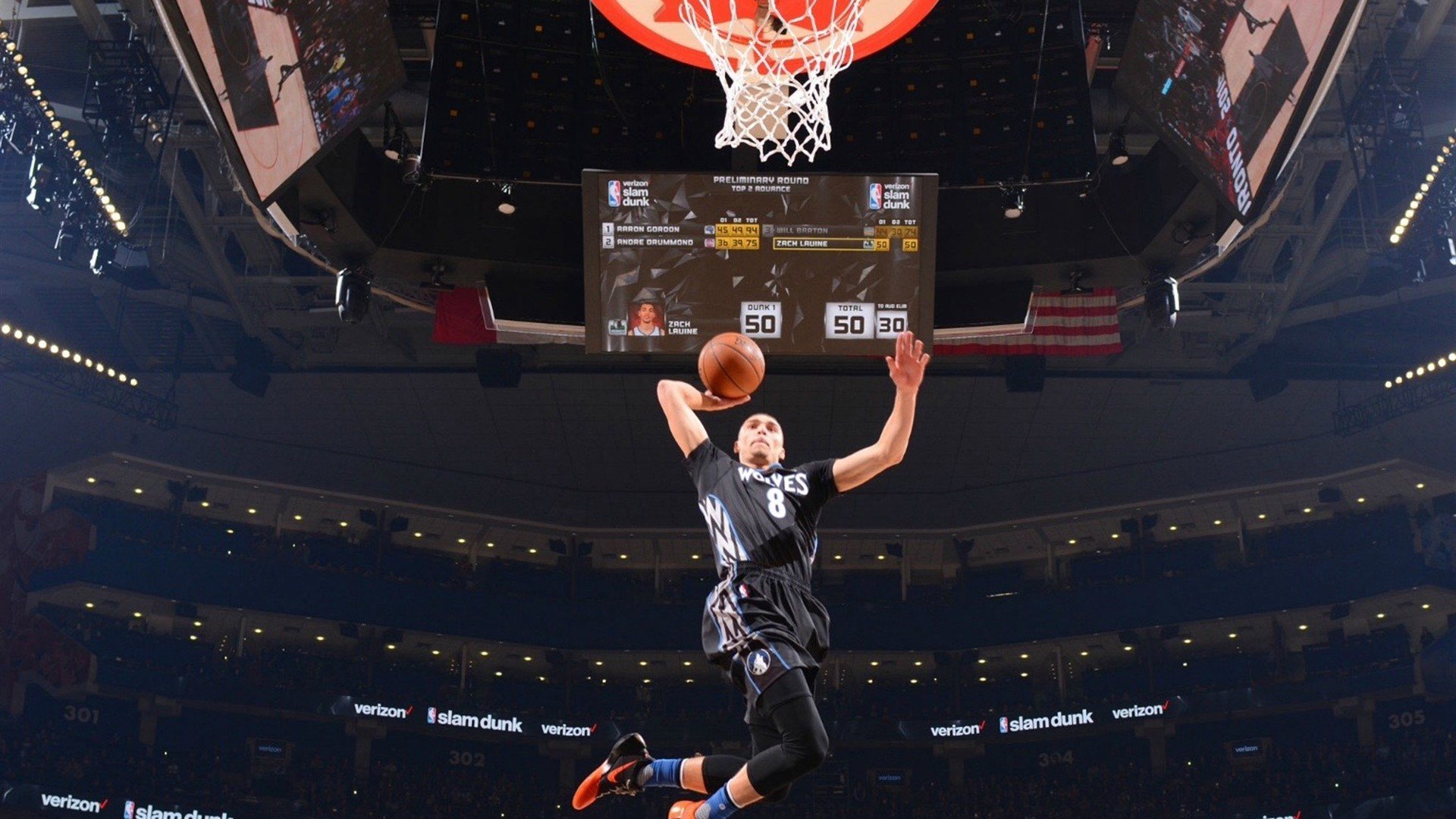 孤星耀夜空，福克斯以血肉之躯，扛起火箭鏖战76人的唯一剧本